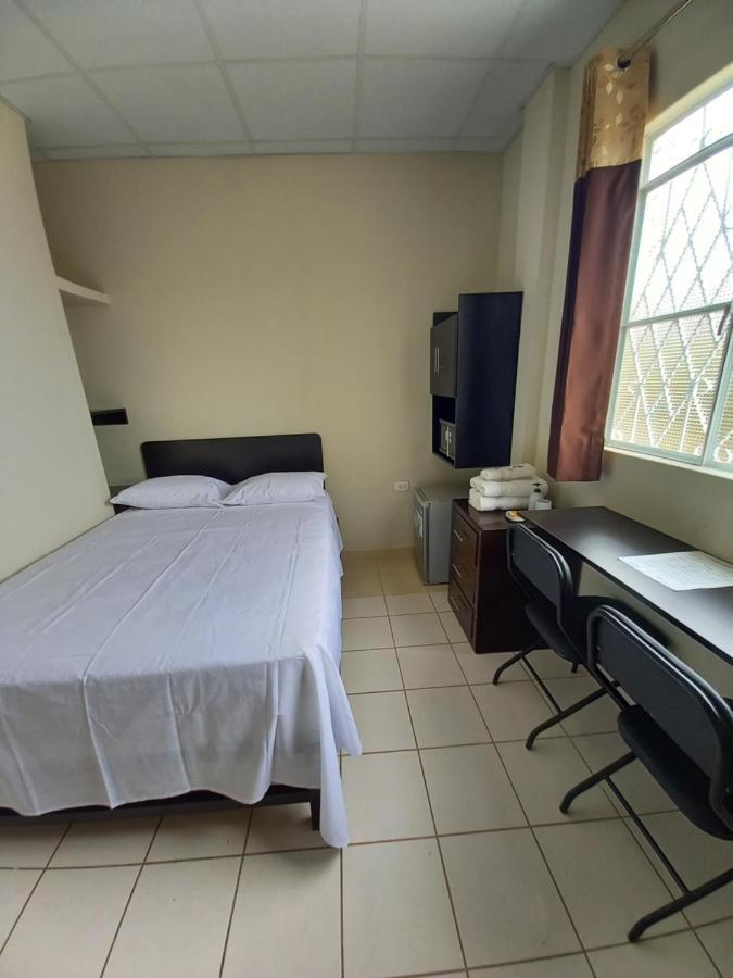 Kira'S House Hotel Piura Exterior photo